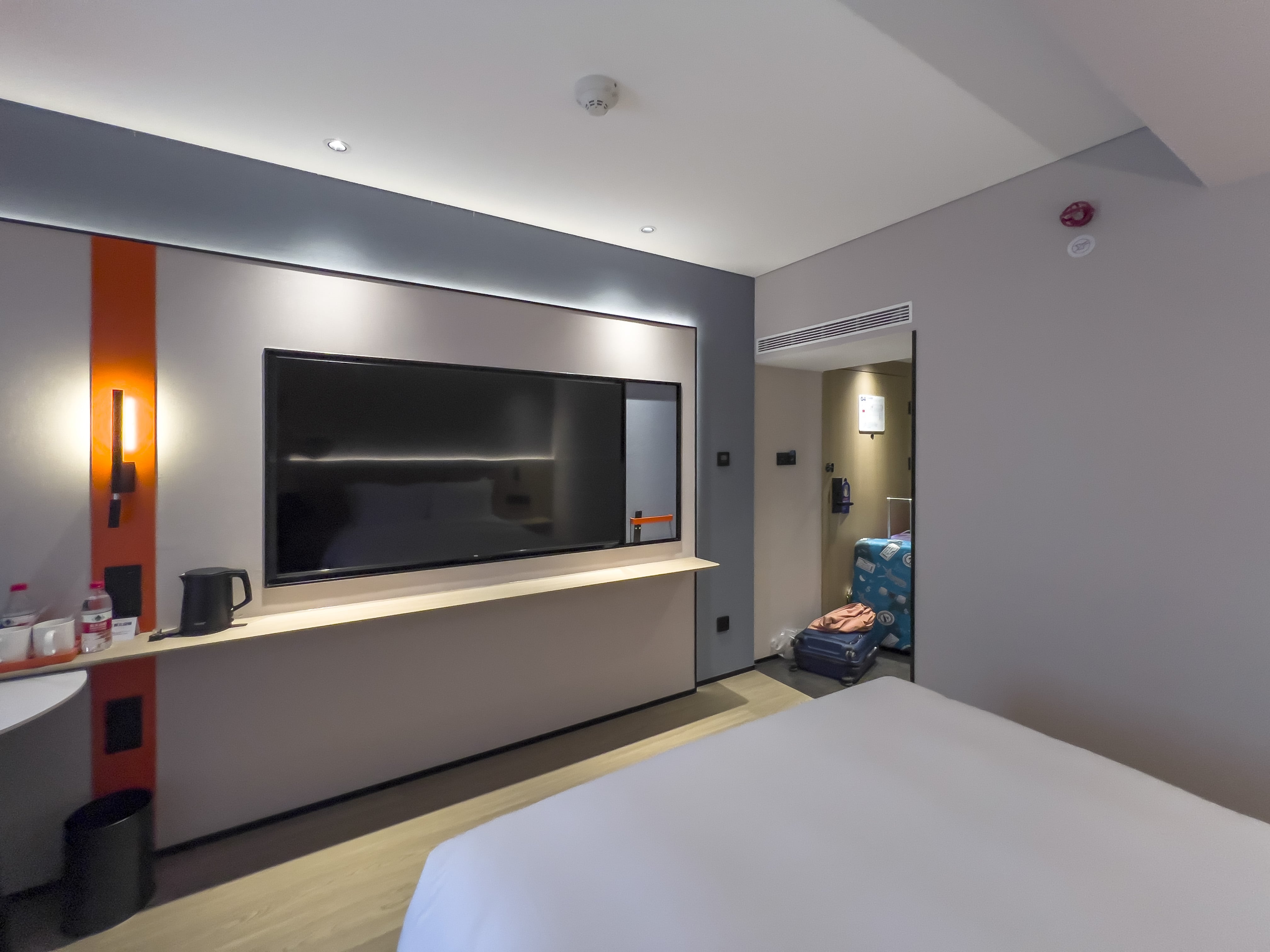 Обзор отеля Holiday Inn Express Beijing Dongzhimen