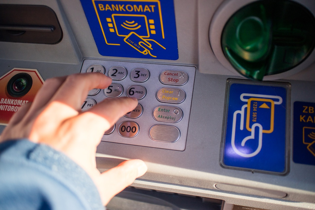 наличные и банкоматы дагестана